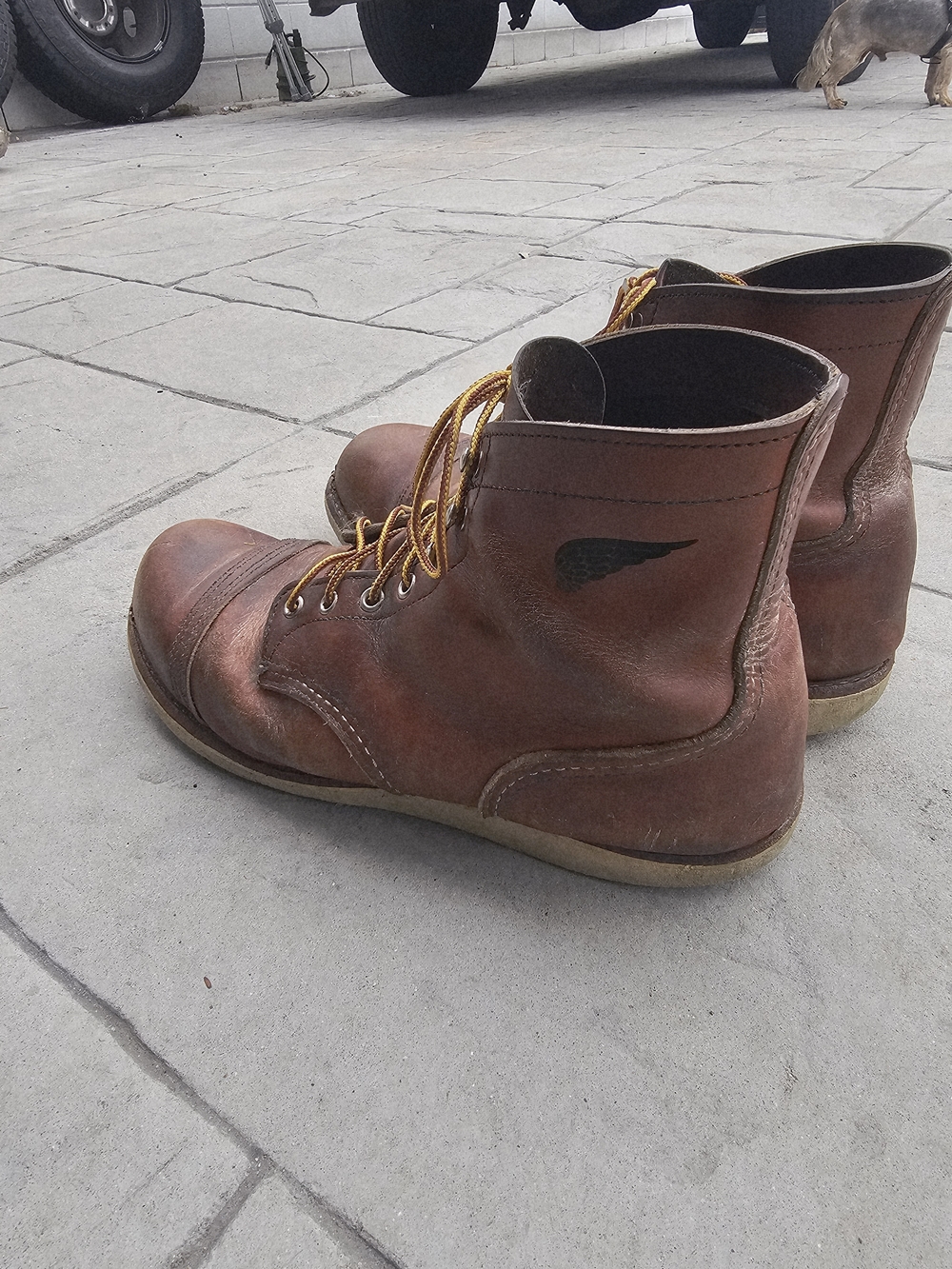 Red Wing Shoes Brown Leather Lace-Up Work Boots with Yellow Laces Heritage Range